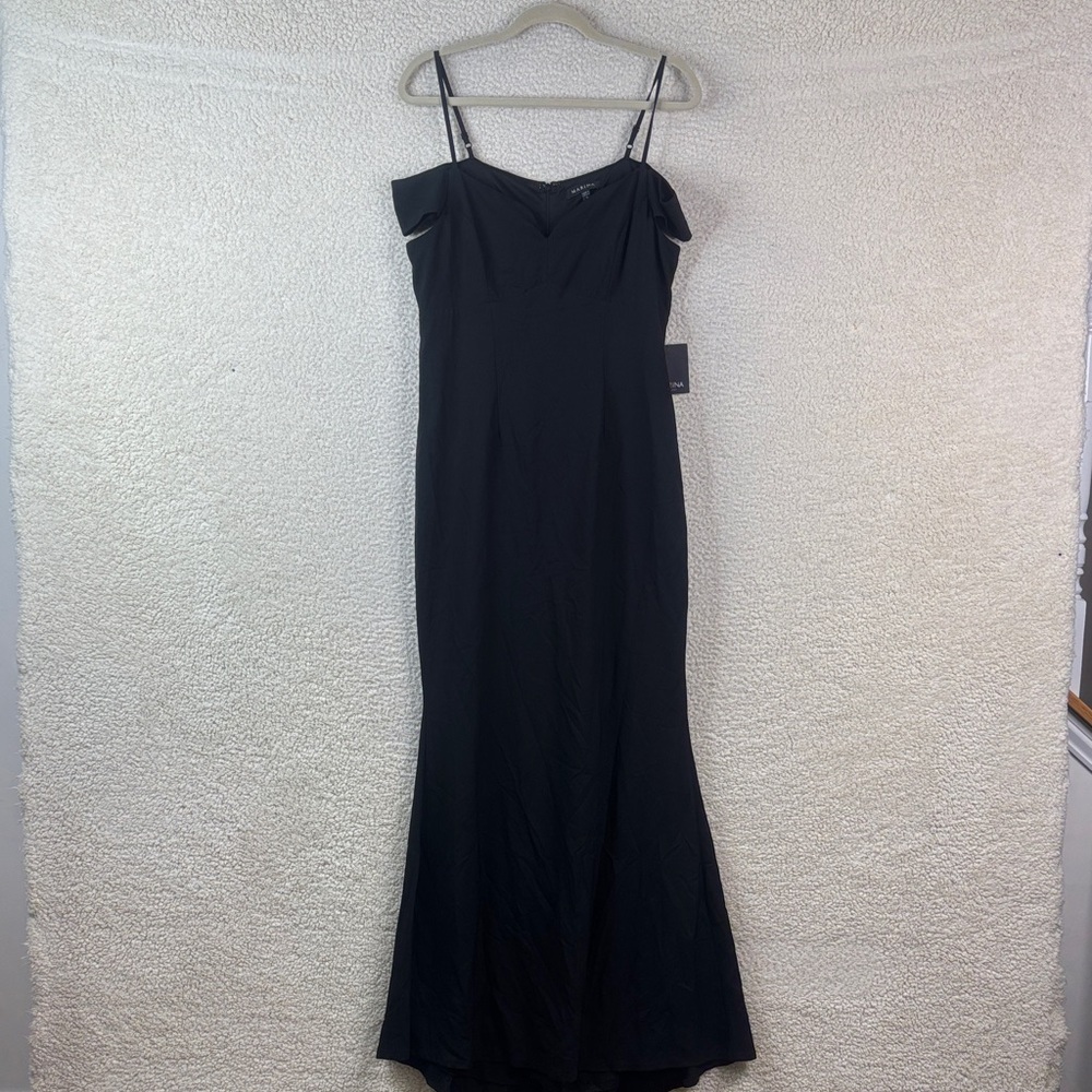 NWT Marina Womens Black V Neck Off The Shoulder Mermaid Style Gown Size 6